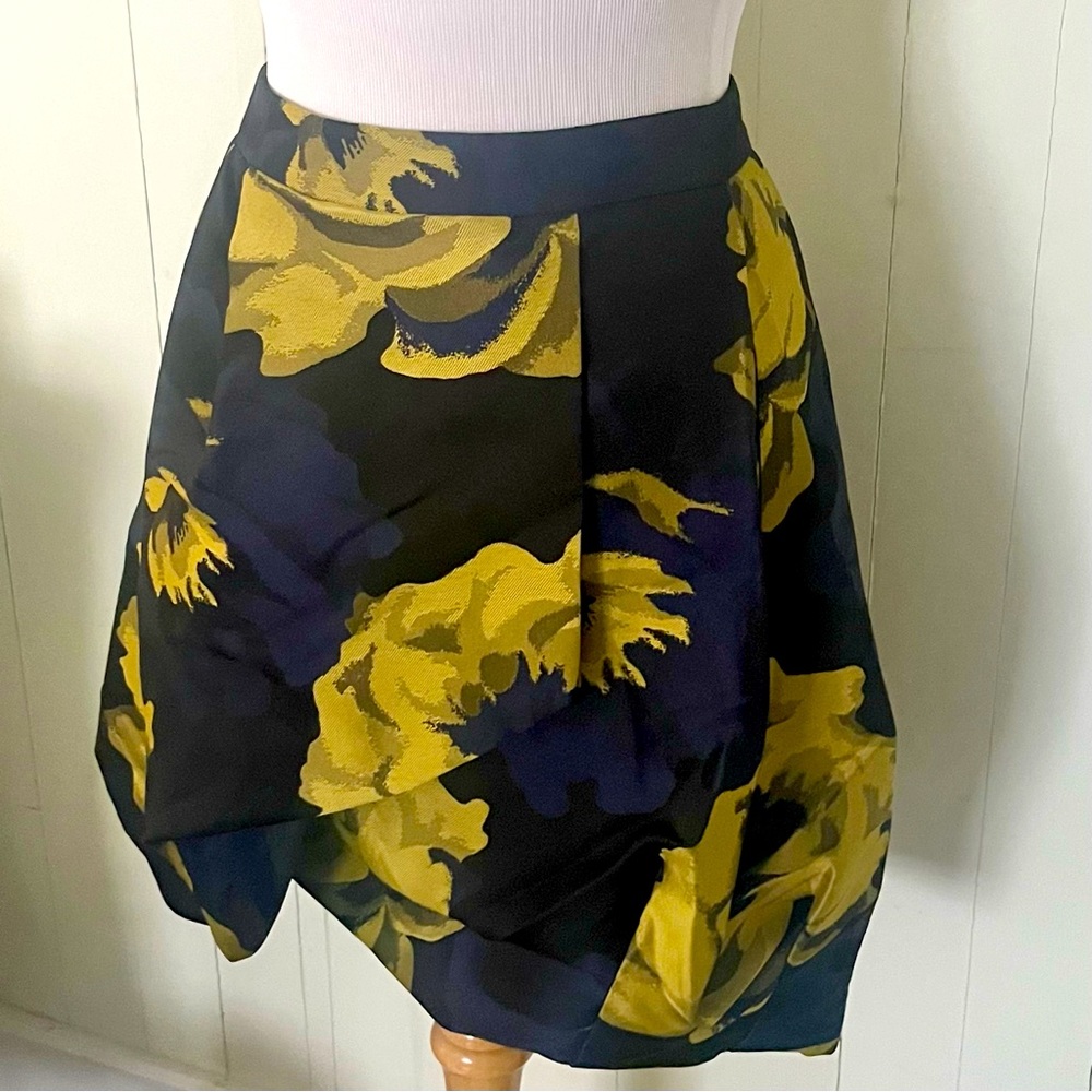 BLUMARINE Blugirl navy floral Bubble hem Mini Skirt Stunning 40 Italy